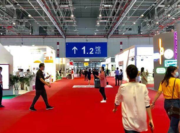 展臺(tái)設(shè)計(jì)搭建公司帶您-聊聊上海國(guó)家會(huì)展中心吃,住,行 展臺(tái)設(shè)計(jì)搭建公司帶您-聊聊上海國(guó)家會(huì)展中心吃,住,行